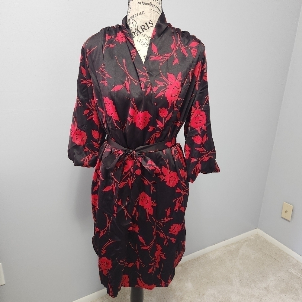 Nottibianche Robe SIZE Small Black & Red Floral EUC - Picture 2 of 13